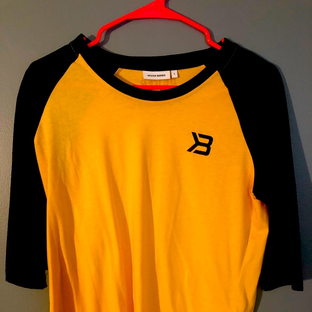 Better bodied women’s Raglan L